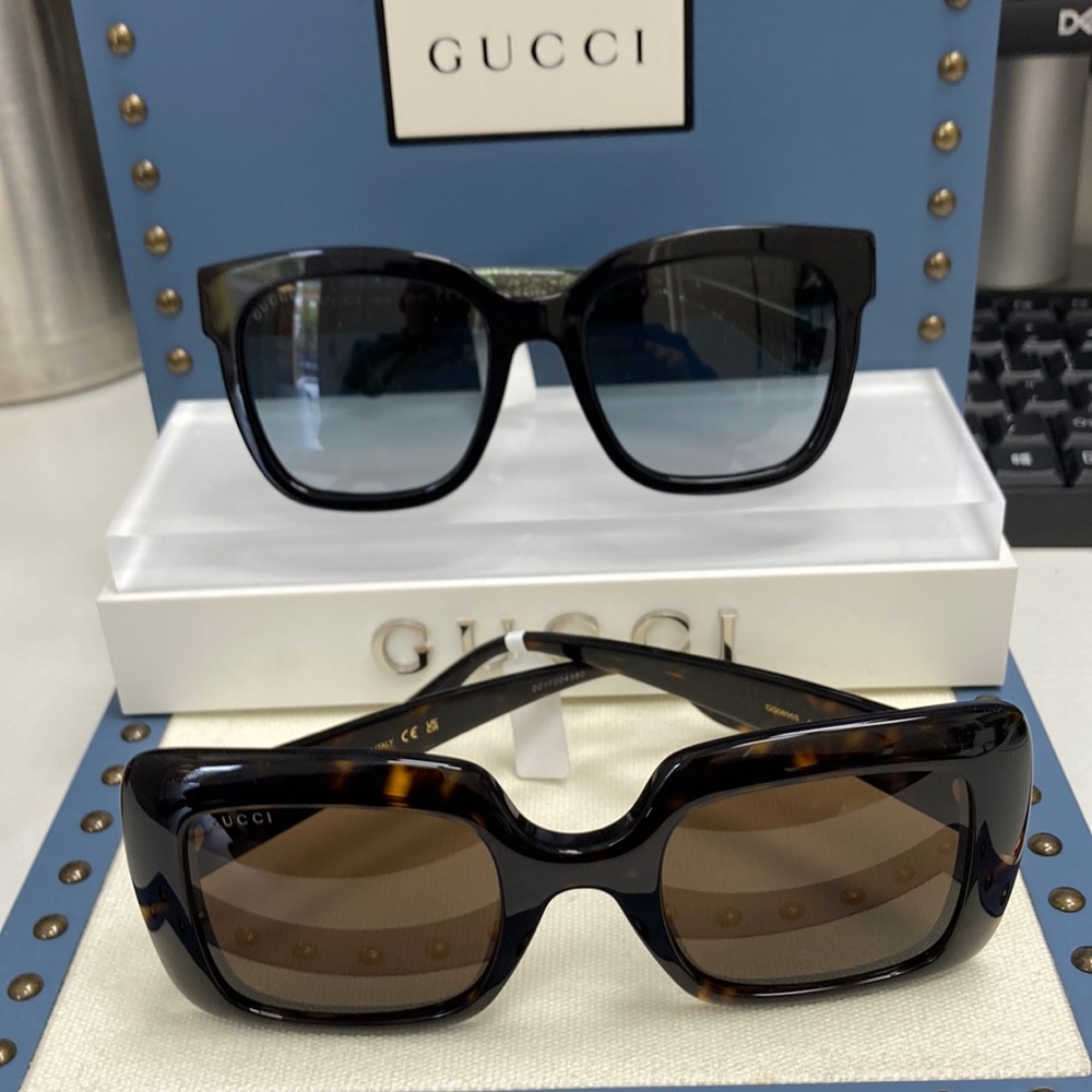 Gucci 0896 002   55m25. New with tag Sunglasses .